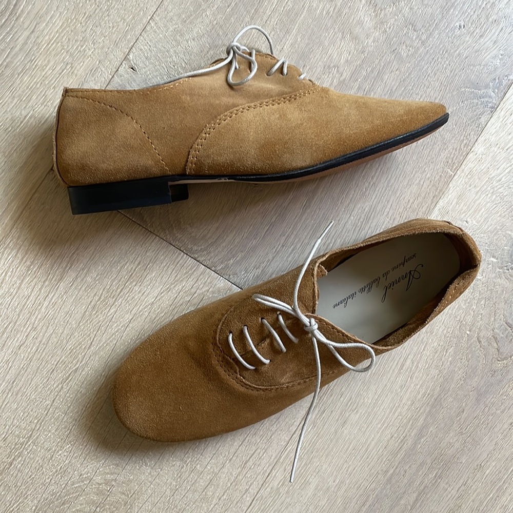 NWT Anniel Italian Cognac Suede Oxfords. Size 36.